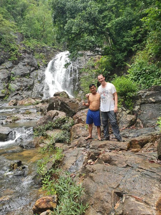 Banlung Bee Bee'S Chalets Home Stay And Trekking מראה חיצוני תמונה