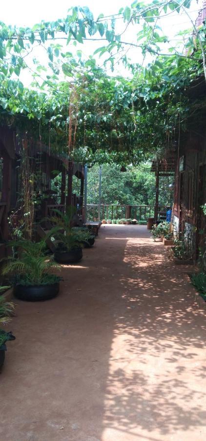 Banlung Bee Bee'S Chalets Home Stay And Trekking מראה חיצוני תמונה